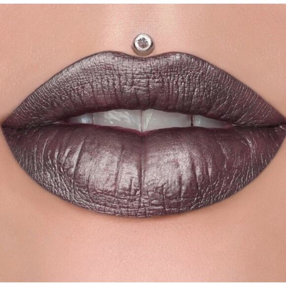 Jeffree Star Other - NEW/SEALED Jeffree Star Velour Liquid Lipstick – Restraints